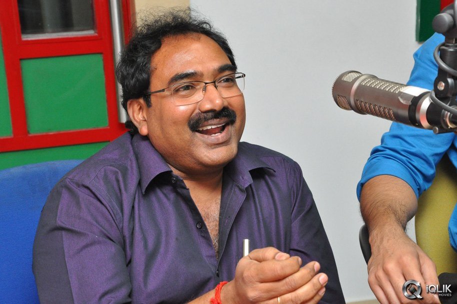 Ram-Leela-Movie-Team-at-Radio-Mirchi